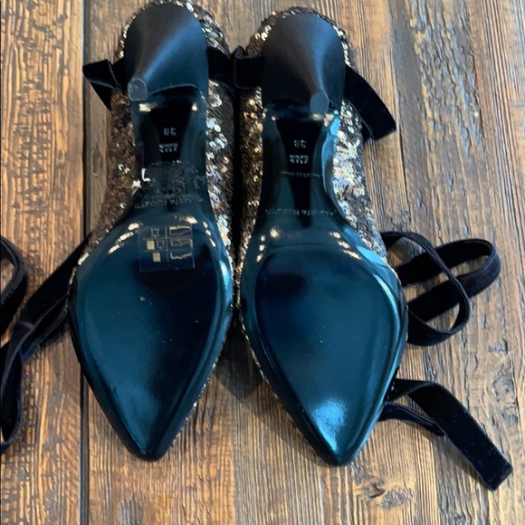 NWOT Alberta Ferretti Limited Edition Sequin Pumps - Picture 9 of 14